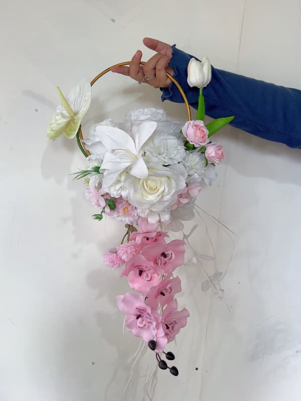 HandBouquet model Ring (artificial flowers)